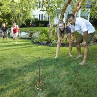 Franklin Sports 50020 Horseshoes Set, Cast Iron Starter Pack