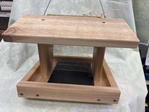 Lrg. Hopper Feeder Cedar