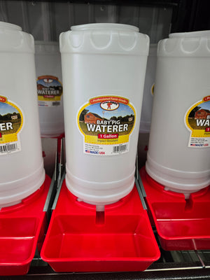 Baby Pig Waterer 1 Gallon