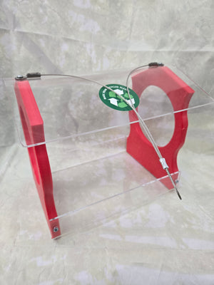 Cardinal Fly Thru Feeder