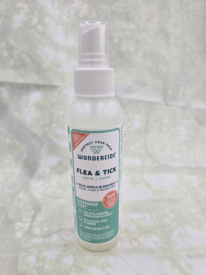 Wonder Cedar Flea and Tick Spray, 4 oz