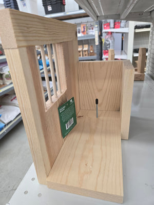 Squirrel-Proof Bird Feeder