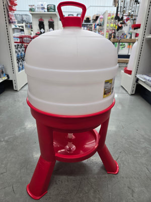 Plastic Dome Poultry Waterer 8 Gal. Dome Waterer