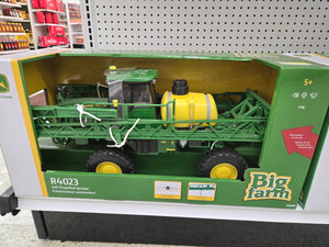 John Deer Self Propelled Sprayer Toy