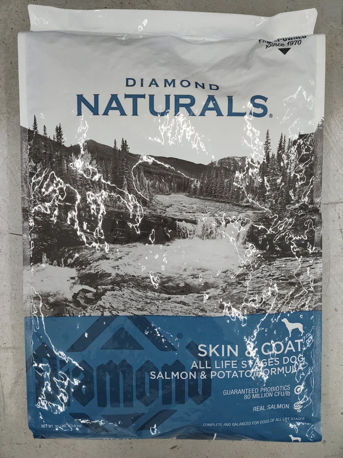 Diamond Skin & Coat Salmon Recipe Dog Food (30 lbs)