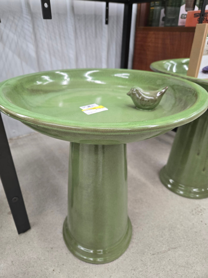Green Bird Bath for Wild Birds