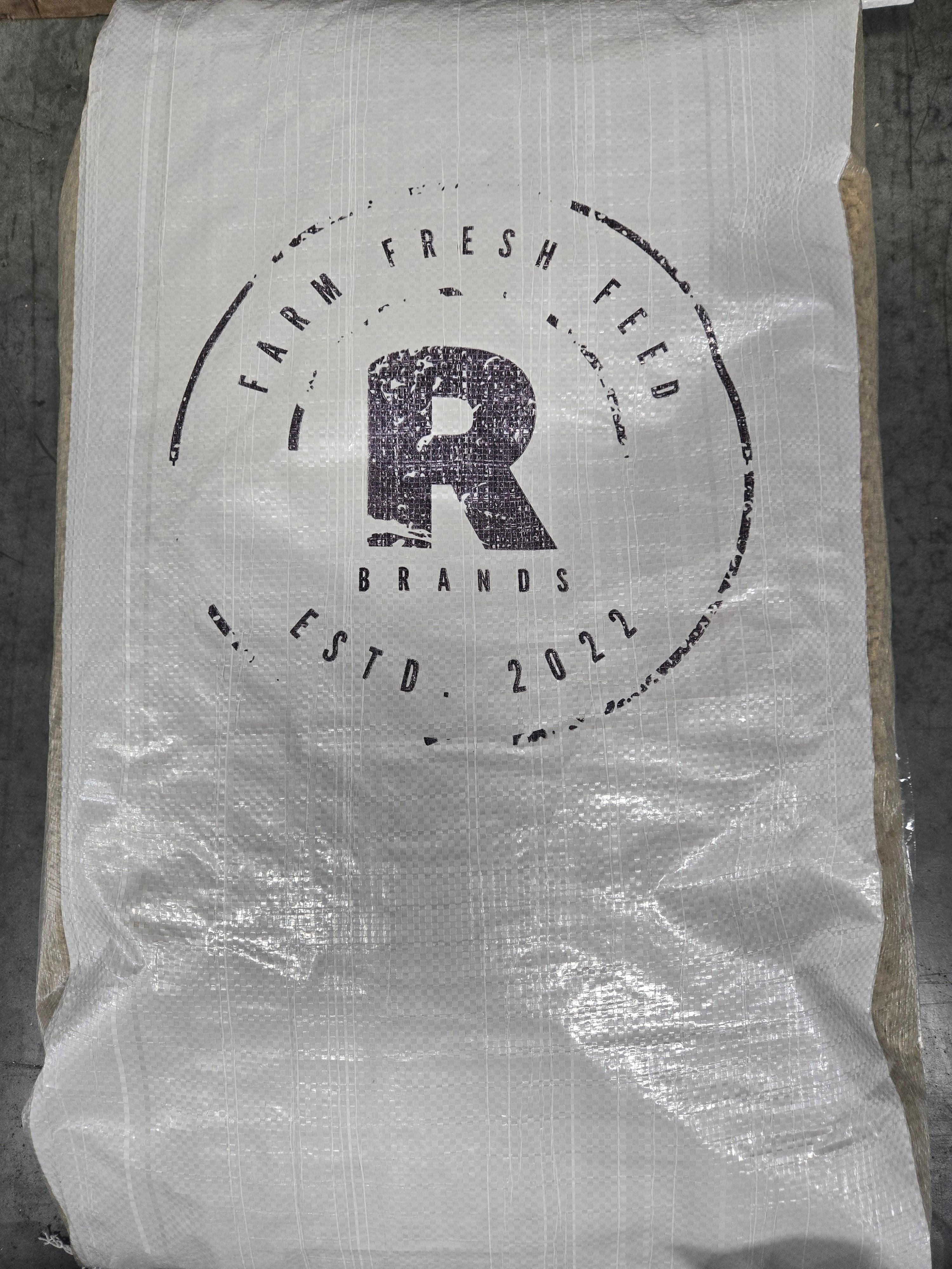 R Brand 16 Layer Pellet Feed – Pettigrew-Online